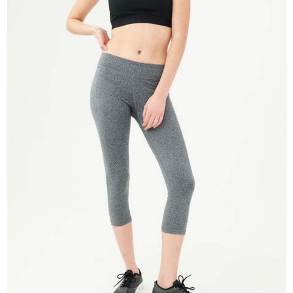 BEST BOOTY EVER HEATHERED CROP LEGGINGS